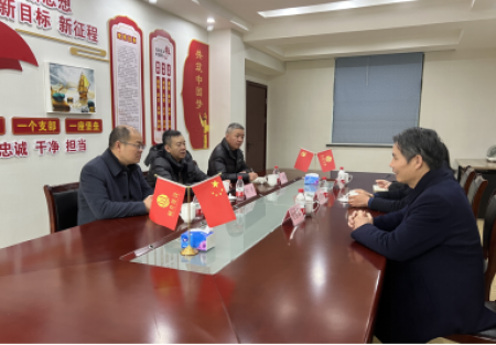 桐升建設│桐鄉市住房和城鄉建設局黨委委員、副局長何明一行蒞臨我公司開展新春走訪慰問活動